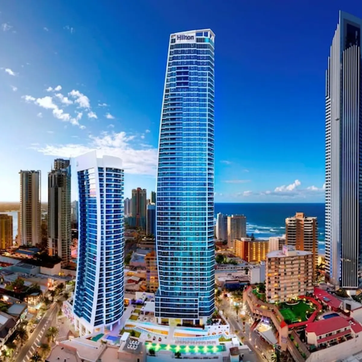 Hilton Surfers Paradise Hotel & Residences, Surfers Paradise, Australia 1