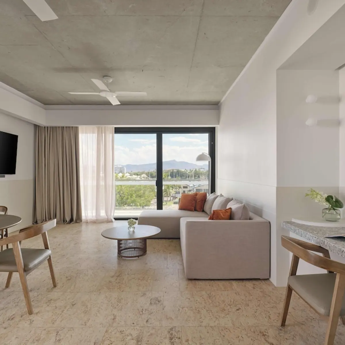 Ardo, Townsville, Australia 2