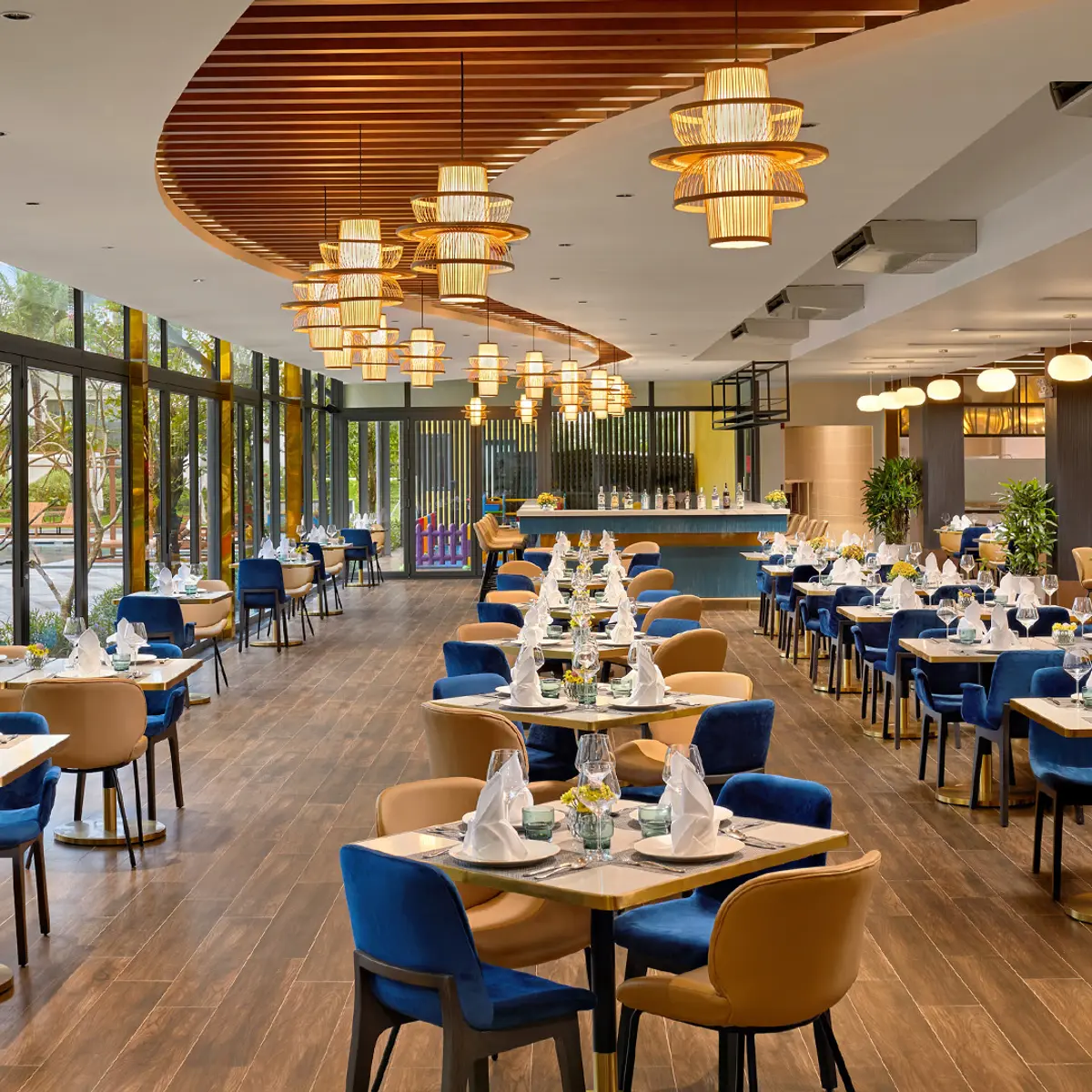 Wyndham Hoi An Royal Beachfront Resort & Villas, Hoi An, Vietnam 6