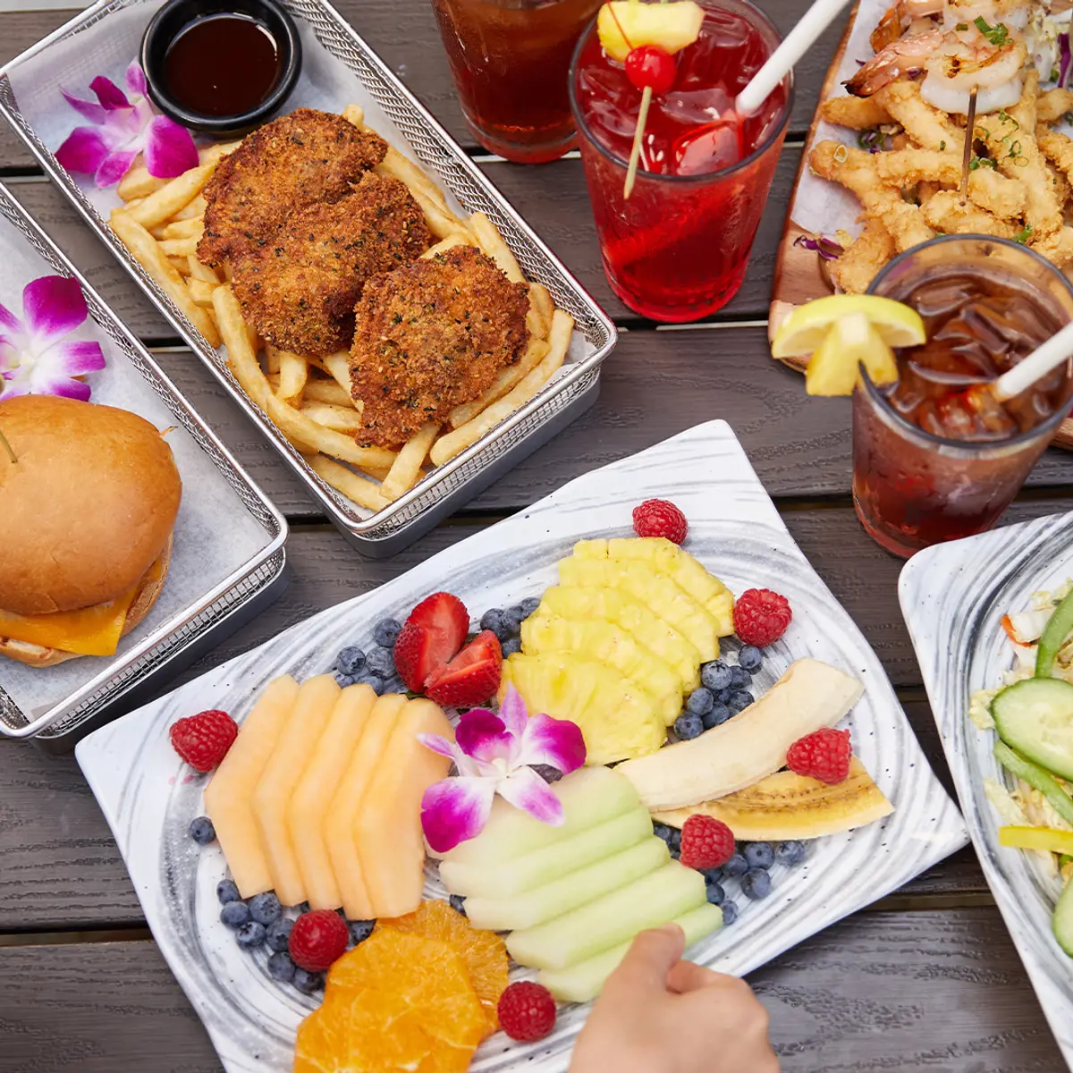 OUTRIGGER Reef Waikiki Beach Resort, Hawaii, USA 6