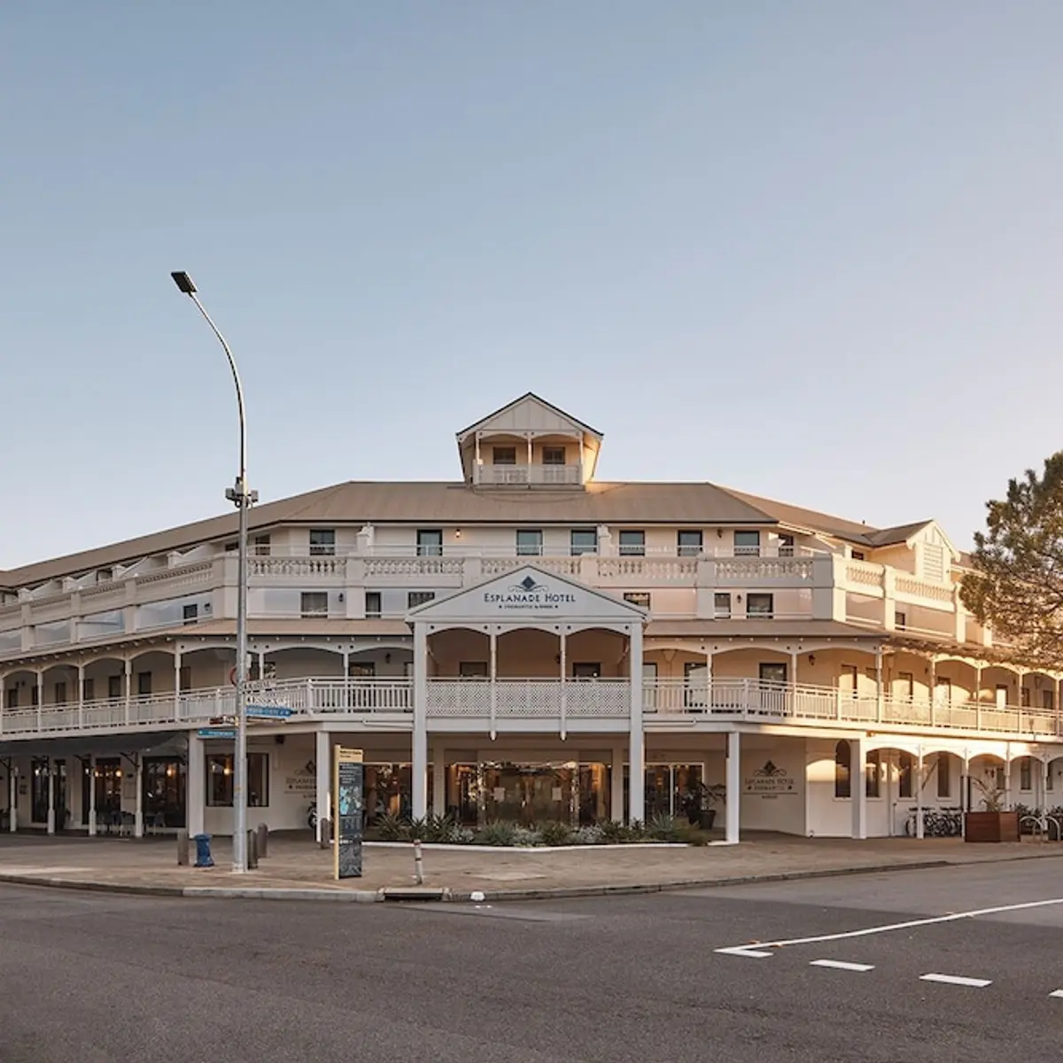 Esplanade Hotel Fremantle by Rydges, Fremantle, Australia 1