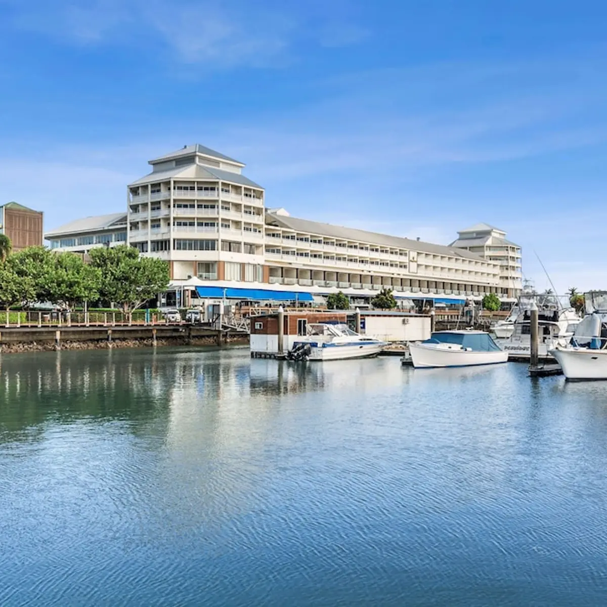Shangri-La The Marina, Cairns, Cairns, Australia 1