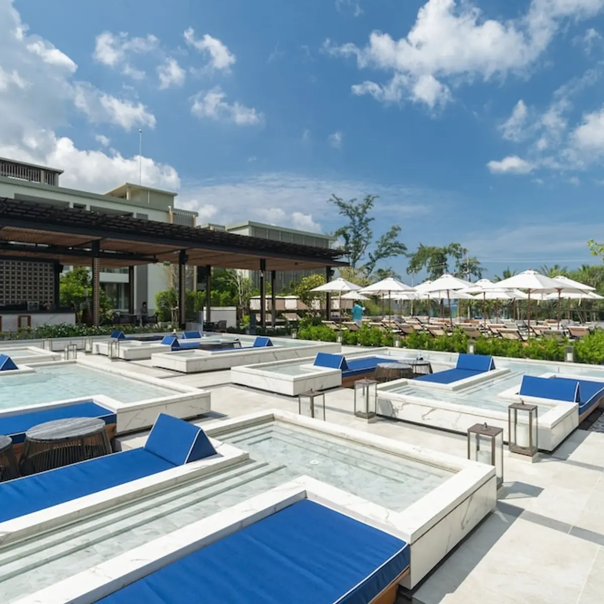 Four Points by Sheraton Phuket Patong Beach Resort, Patong, Thailand 8