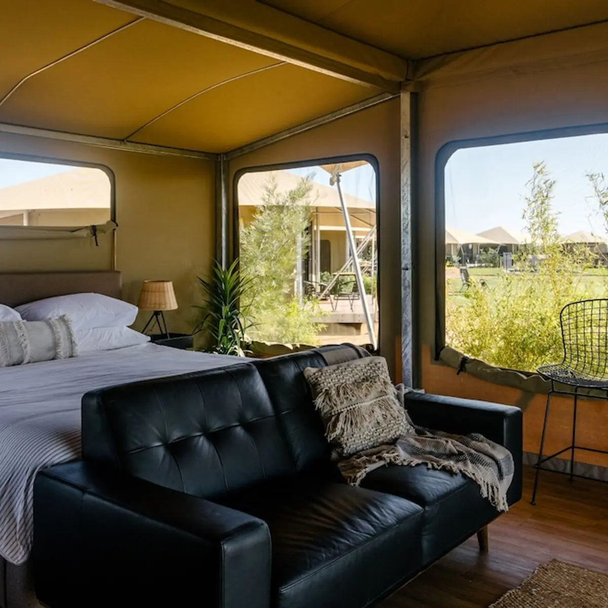 Mitchell Grass Retreat, Longreach, Australia 2