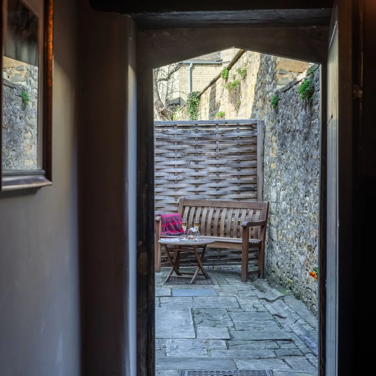 The Lygon Arms, Broadway, United Kingdom 7