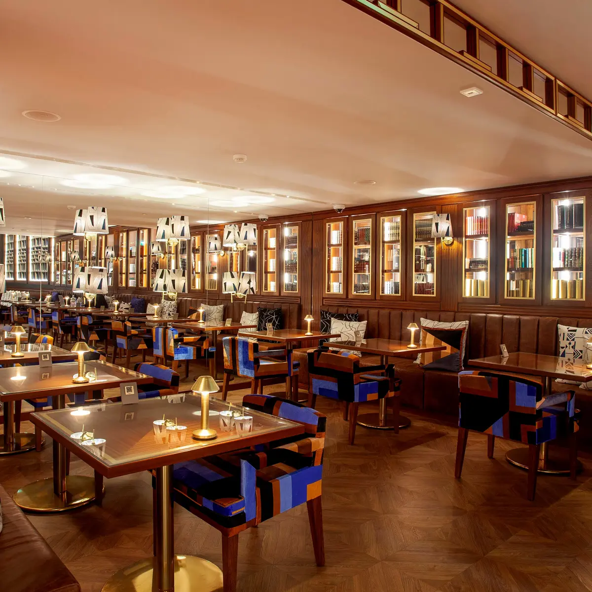 Wine & Books Porto Hotel – Small Luxury Hotels of the World, Porto, Portugal 5