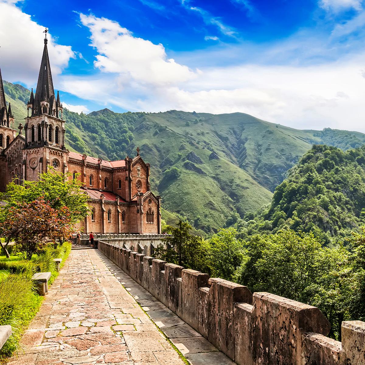 Deluxe 24-Day Northern Spain, Portugal & Morocco 2027 Discovery with San Sebastian, Lisbon & Fes by  6