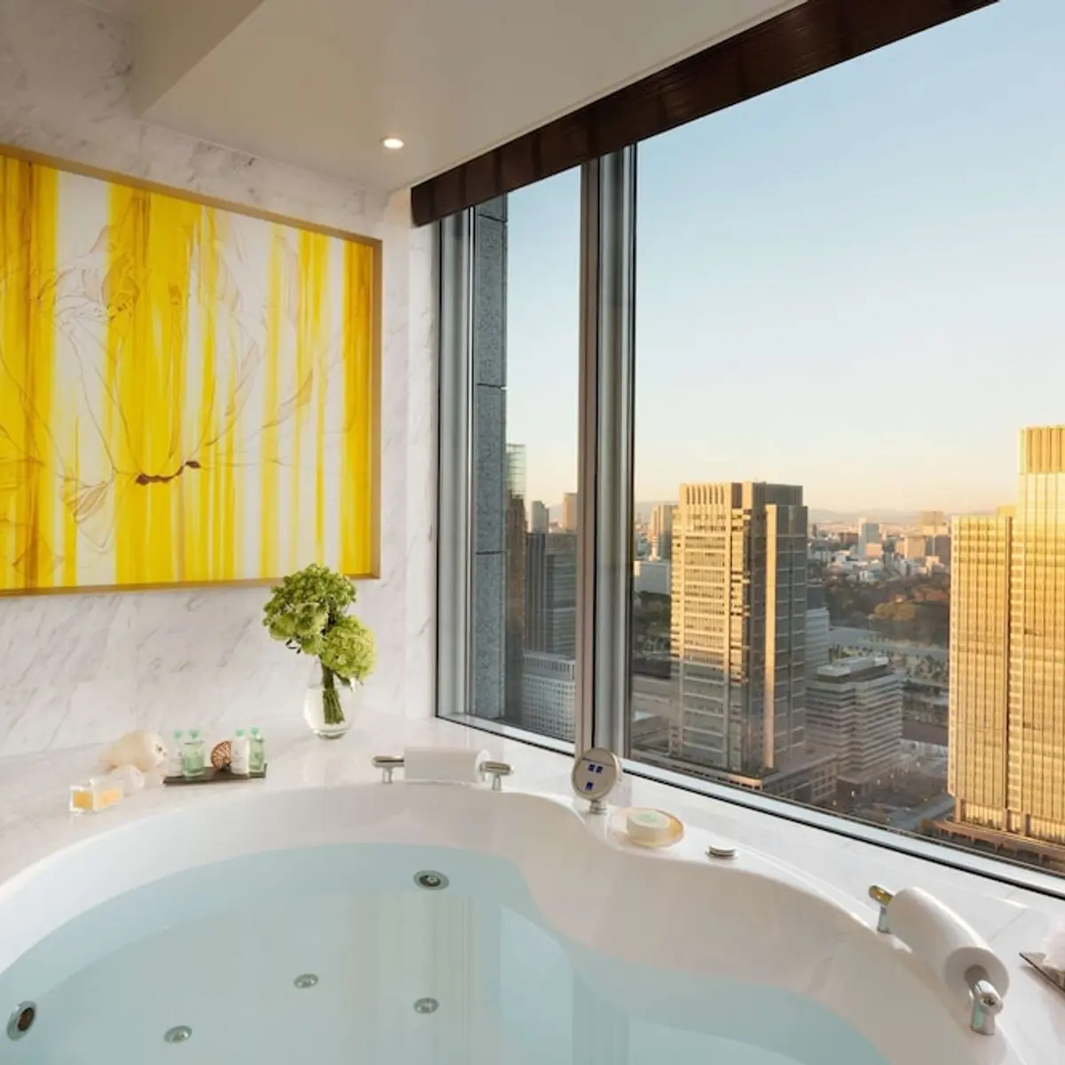 Shangri-La Tokyo, Tokyo, Japan 8