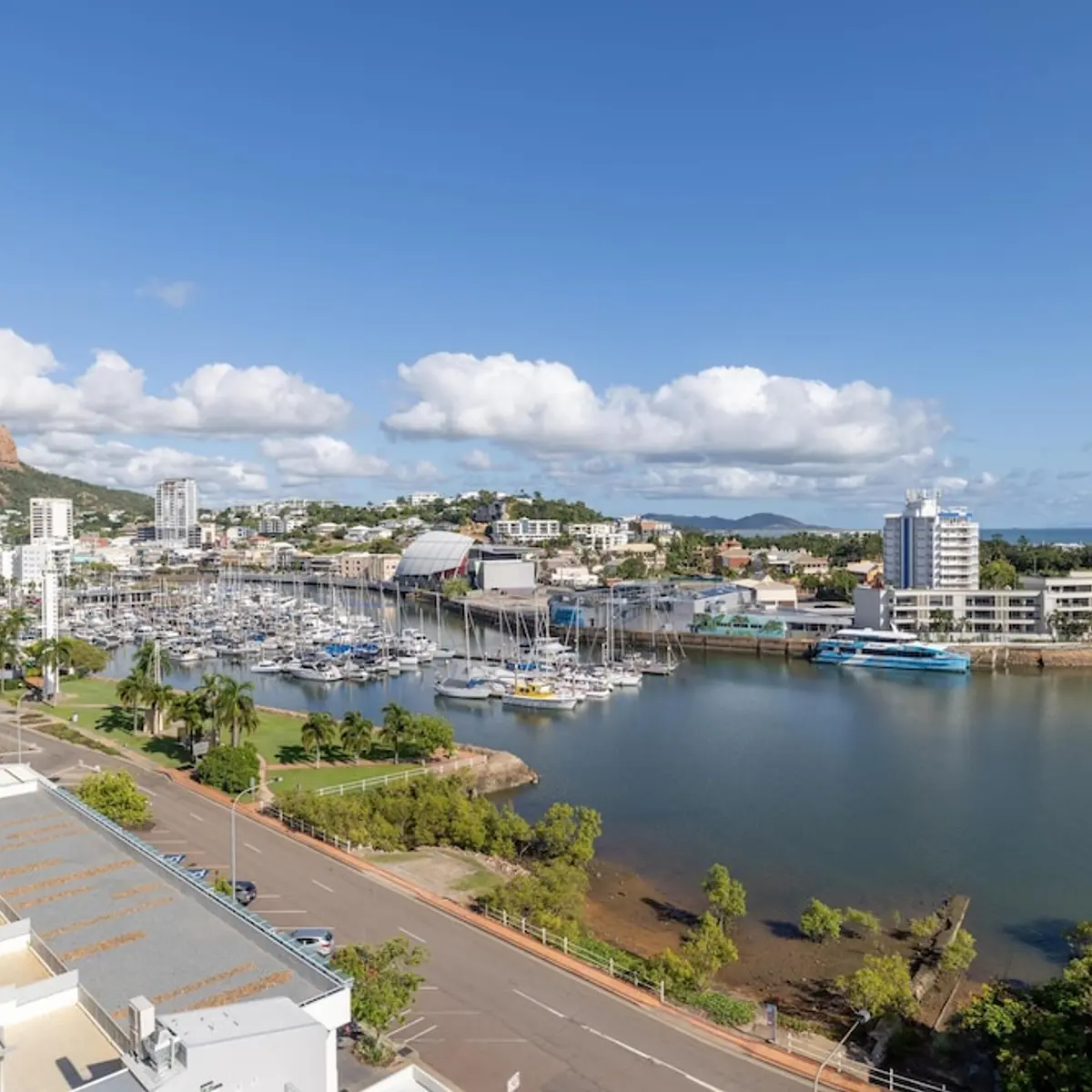 Oaks Townsville Hotel, South Townsville, Australia 2