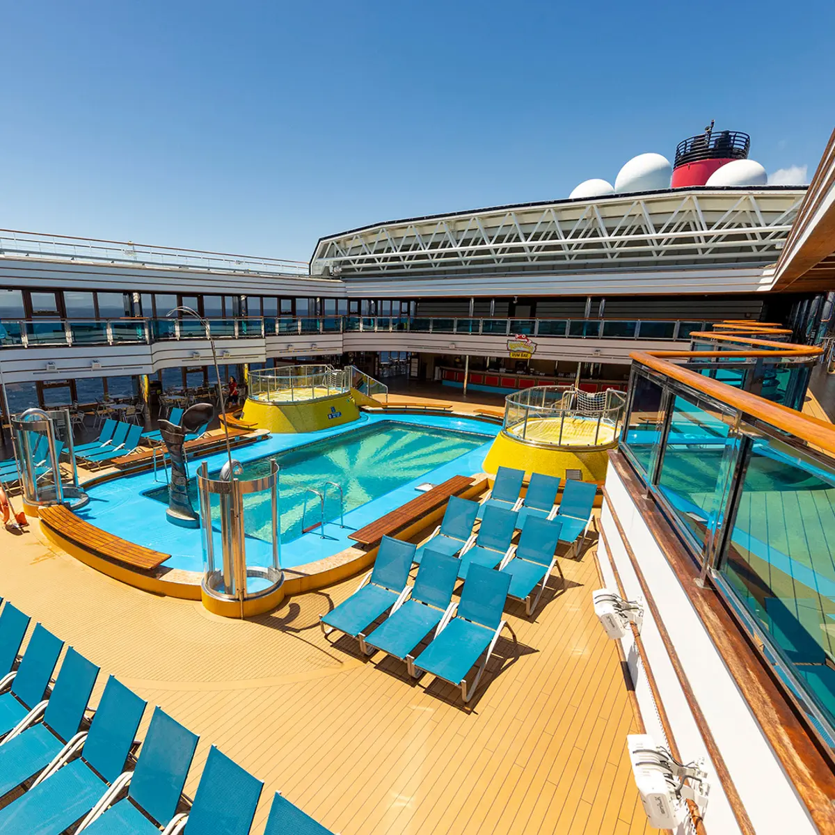 6-Night Brisbane Great Barrier Reef Cruise on Carnival Luminosa with Carnival Luminosa 8