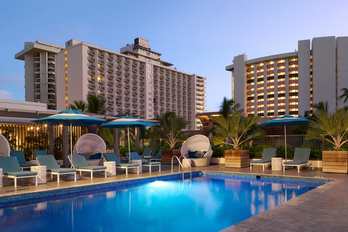OUTRIGGER Waikiki Beachcomber Hotel, Honolulu, Hawaii 1