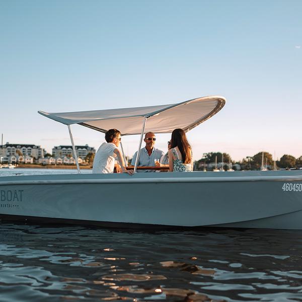 Sydney: Three-Hour Eco-Friendly Boat Hire with Built-in Picnic Table for Up to Eight People 1