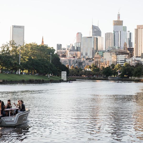 Melbourne: One-Hour Captain Your Own Electric Boat Experience Down the Yarra River for Up to Eight People 1