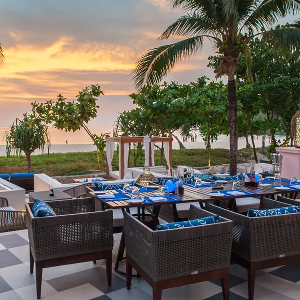 Centara Grand Beach Resort Phuket, Phuket, Thailand 8