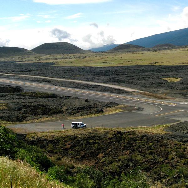 Hilo: Marvel at the Stars at Mauna Kea Volcano on a Guided Stellar Tour with Dinner & Transfers 2