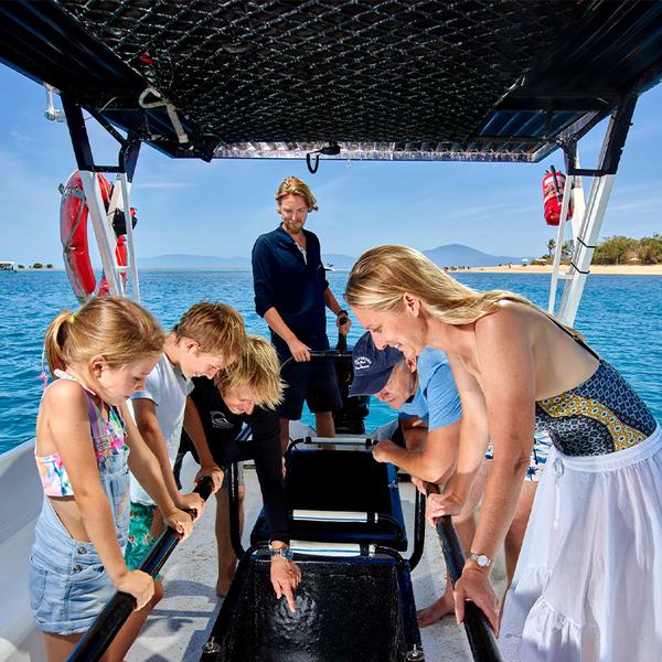 Port Douglas: Great Barrier Reef Low Isle Cruise with Snorkelling Equipment, Tropical Lunch & Glass of Sparkling 8