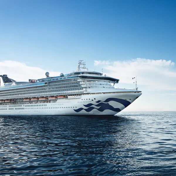 Circle Pacific from Sydney: 79 Night Princess Cruise with Fiji, Tahiti, Hawaii, California, Alaska, Japan, Hong Kong & Singapore with Grand Princess 5