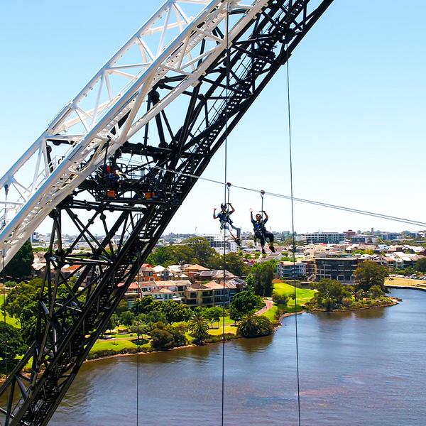 Perth: 1.5-Hour Daytime Zipline Adventure Over Swan River with Souvenir Digital Photos 1