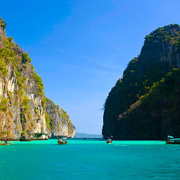 Early Bird Phi Phi Islands Full-Day Cruise with Lunch, Snorkelling & Return Transfers 4