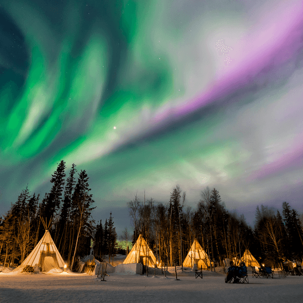 Best of Canada Winter Tour with Northern Lights Viewing & Rockies Helicopter Flight by Luxury Escapes Tours 1