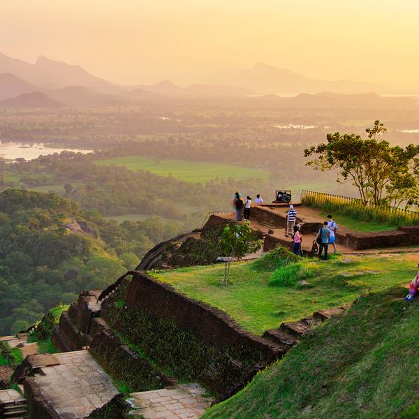 Classic 9-Day Sri Lanka Highlights with Sigiriya, Kandy & Nuwara Eliya by Luxury Escapes Tours 2