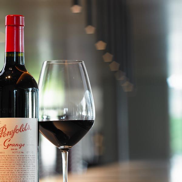 One-Hour Penfolds Magill Estate Heritage Tour & Wine Tasting in Cellar Door 2