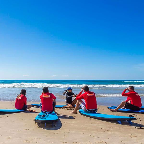 Gold Coast: Two-Hour Introductory Surfing Lesson with Equipment in Surfers Paradise 2