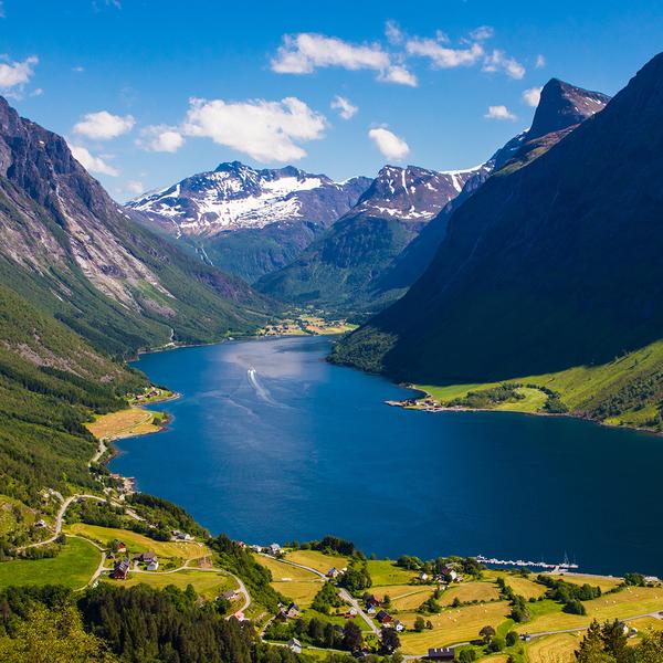 Norway Summer Fjords Discovery with Flam Railway Journey & Scenic Atlantic Road by Luxury Escapes Tours 1