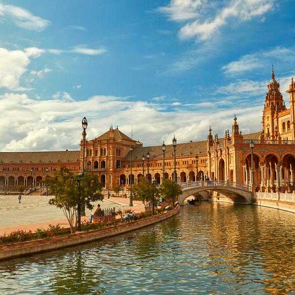Spain 2024 Small-Group Highlights Tour with Olive Oil Tasting, Alhambra Palace, Flamenco Dinner Show & Handpicked Accommodation by Luxury Escapes Trusted Partner Tours 2