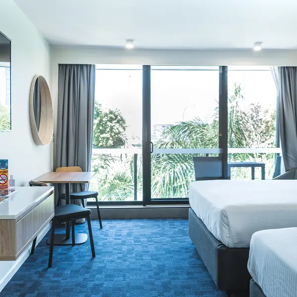 Paradise Resort, Surfers Paradise, Queensland 3