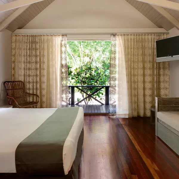 Palm Bungalows, Hamilton Island, Queensland 3