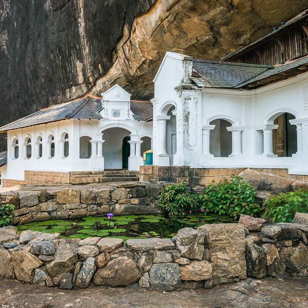 Sri Lanka Highlights with Luxury Stays, Gem Factory Tour & Tea Harvesting by Luxury Escapes Tours 7