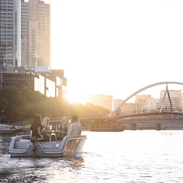 Melbourne: One-Hour Captain Your Own Electric Boat Experience Down the Yarra River for Up to Eight People 3