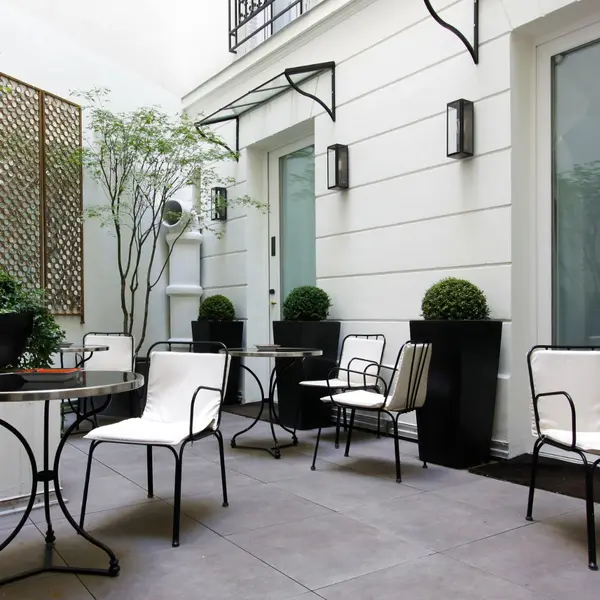 Hotel Balmoral, Paris, France 8