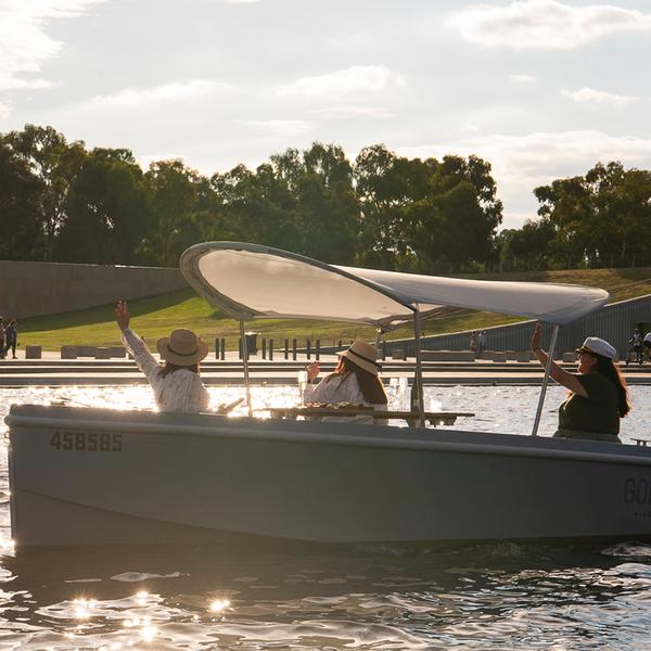 Canberra: Three-Hour Eco-Friendly Boat Hire in Kingston for Up to Eight People 4