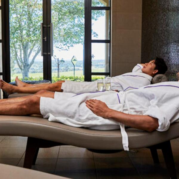 Hunter Valley: 2.5-Hour Luxury Retreat for Two with Hydrolounge Session, Massage, Glass of Sparkling & Chocolates 3