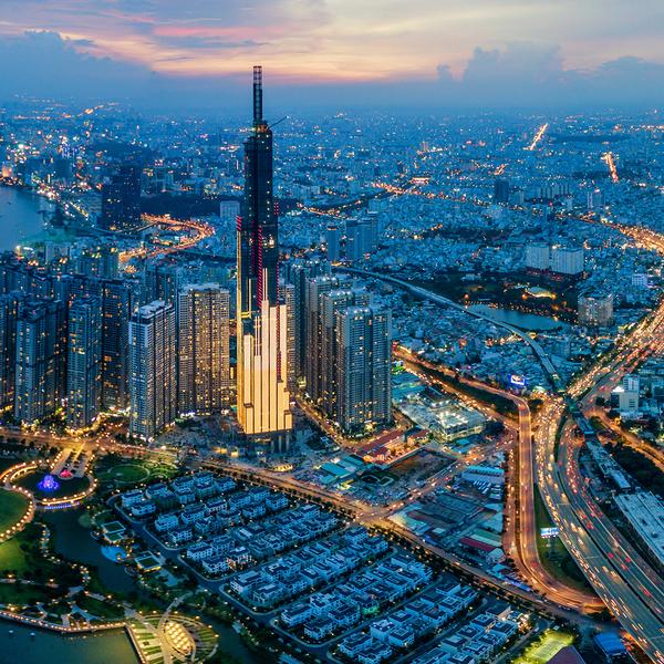 Deluxe 10-Day Vietnam Highlights 2026 with Ha Long Bay & Hoi An by  5