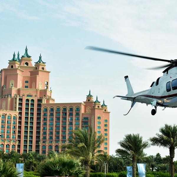 Dubai: Experience Dubai from the Sky on a Scenic 12, 15 or 25-Minute Helicopter Flight 2