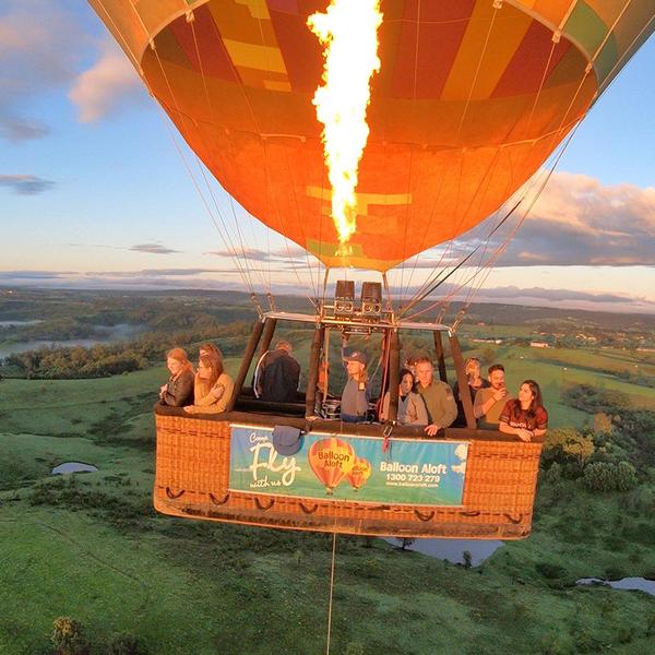 Scenic Sunrise Balloon Flight & Breakfast over Camden Valley 3