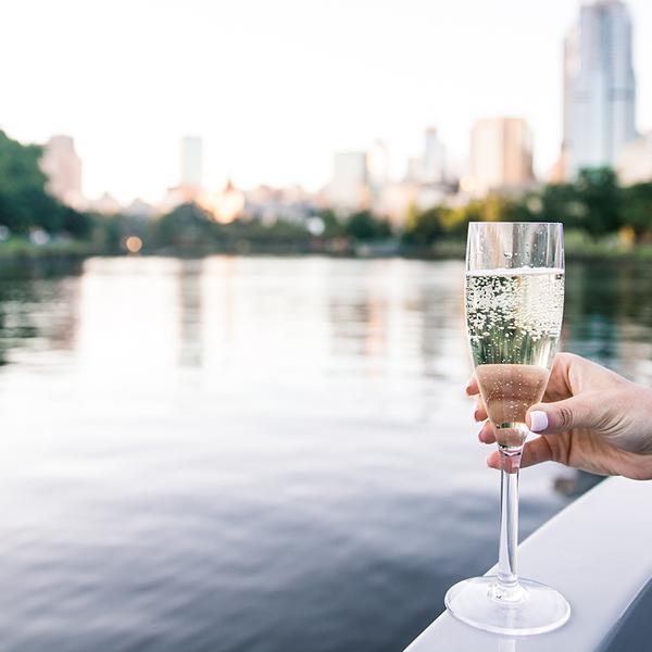 Melbourne: One-Hour Captain Your Own Electric Boat Experience Down the Yarra River for Up to Eight People 5