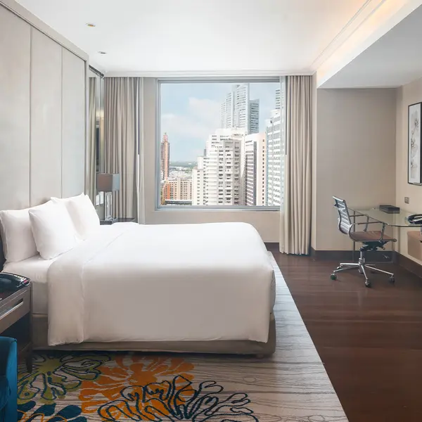 Radisson Blu Plaza Bangkok, Bangkok, Thailand 6