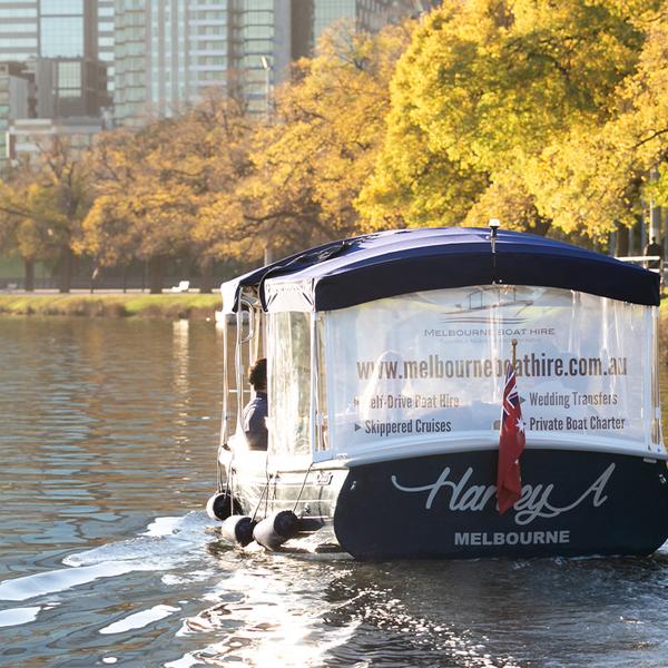 Melbourne: Two-Hour Self-Drive Electric Boat Hire on the Yarra River for Up to Ten Passengers 4