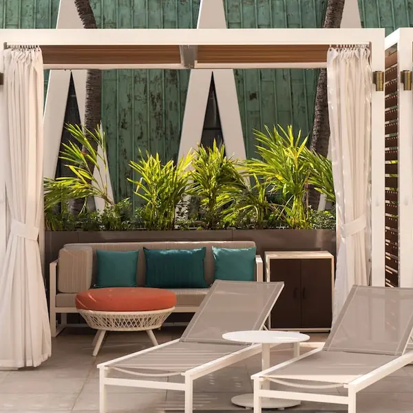 Waikiki Beach Marriott Resort & Spa, Honolulu, United States 7