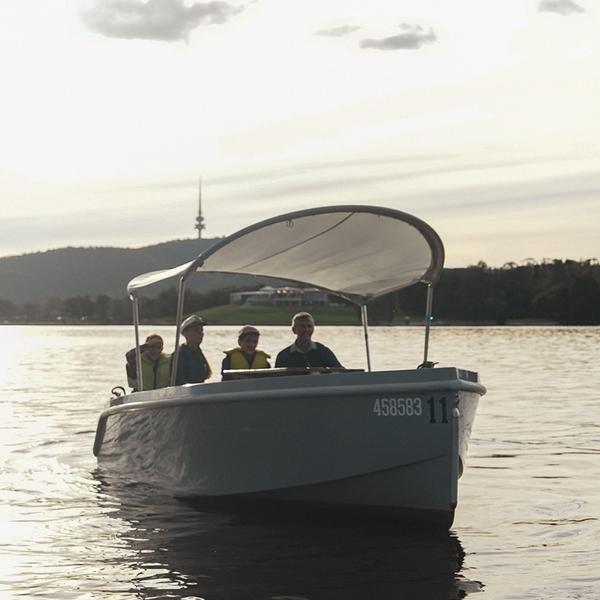 Canberra: Three-Hour Eco-Friendly Boat Hire in Kingston for Up to Eight People 6