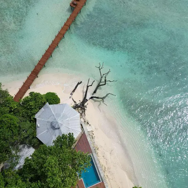 Exclusive Sunrise Resort, Espiritu Santo, Vanuatu 5