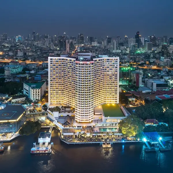 Royal Orchid Sheraton Hotel & Towers, Bangkok, Thailand 1