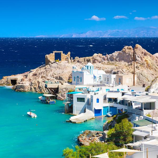 Greece 15-Day Luxury Catamaran Cyclades Odyssey 2026 with Santorini, Milos & Complimentary Drinks Onboard by  2