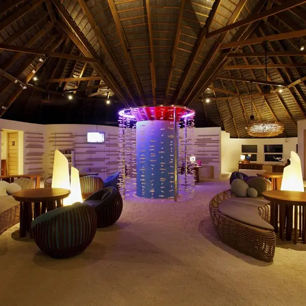 Centara Ras Fushi Resort & Spa Maldives - Adults Only, Giravaru, Maldives 4