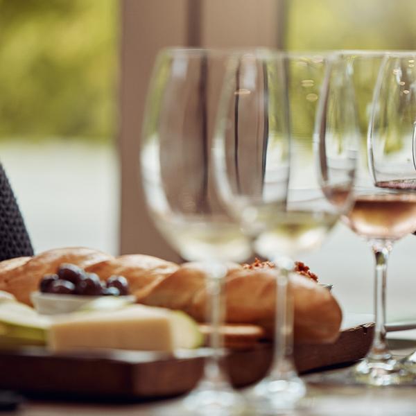 Half-Day or Full-Day Hobart Food & Wine Tour Experience with Tastings, Transfers & Cheese Platter 3