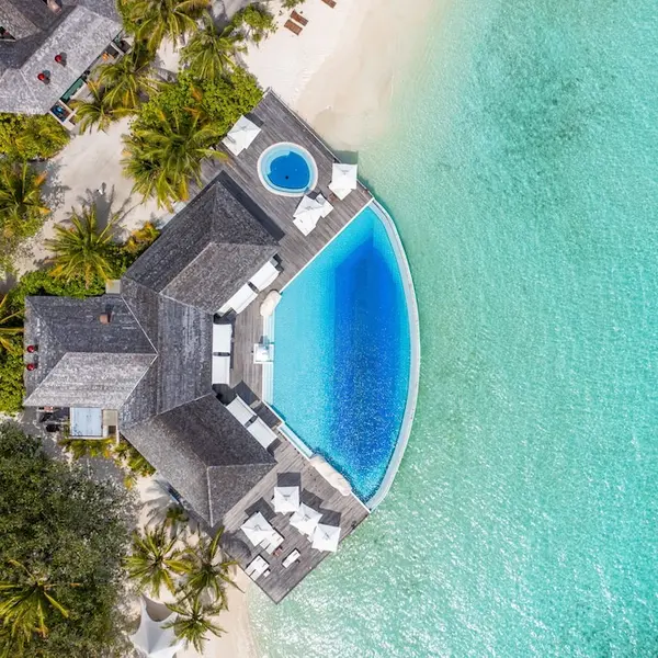 Lily Beach Resort & Spa - All Inclusive, Huvahendhoo, Maldives 6